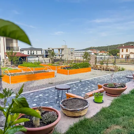 Charming 2-br With Pool And Sea Access F-3 55 Ayvalı