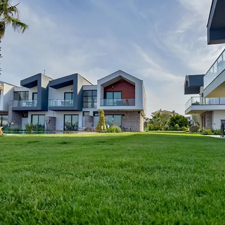 Charming 2-br With Pool And Sea Access F-3 55 شقة Ayvalı