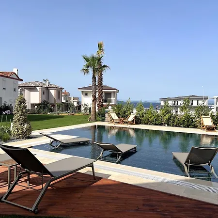 Charming 2-br With Pool And Sea Access F-3 55 Ayvalı